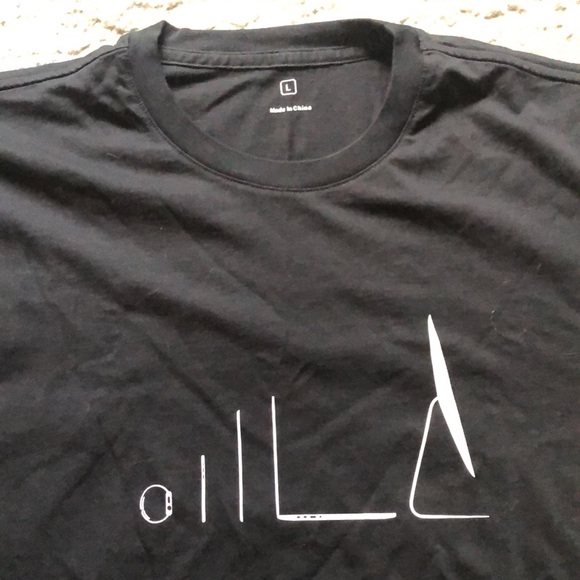 Apple T-Shirt - Picture 2 of 4